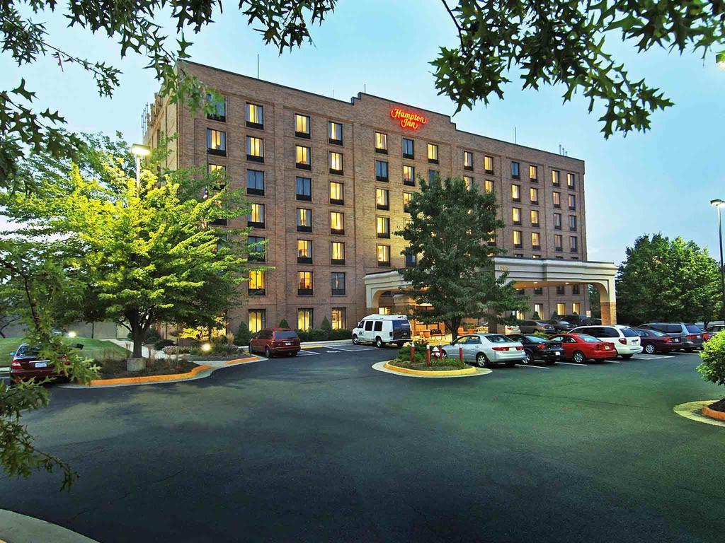 Hampton Inn Washington-Dulles International Airport South Чантилли Экстерьер фото