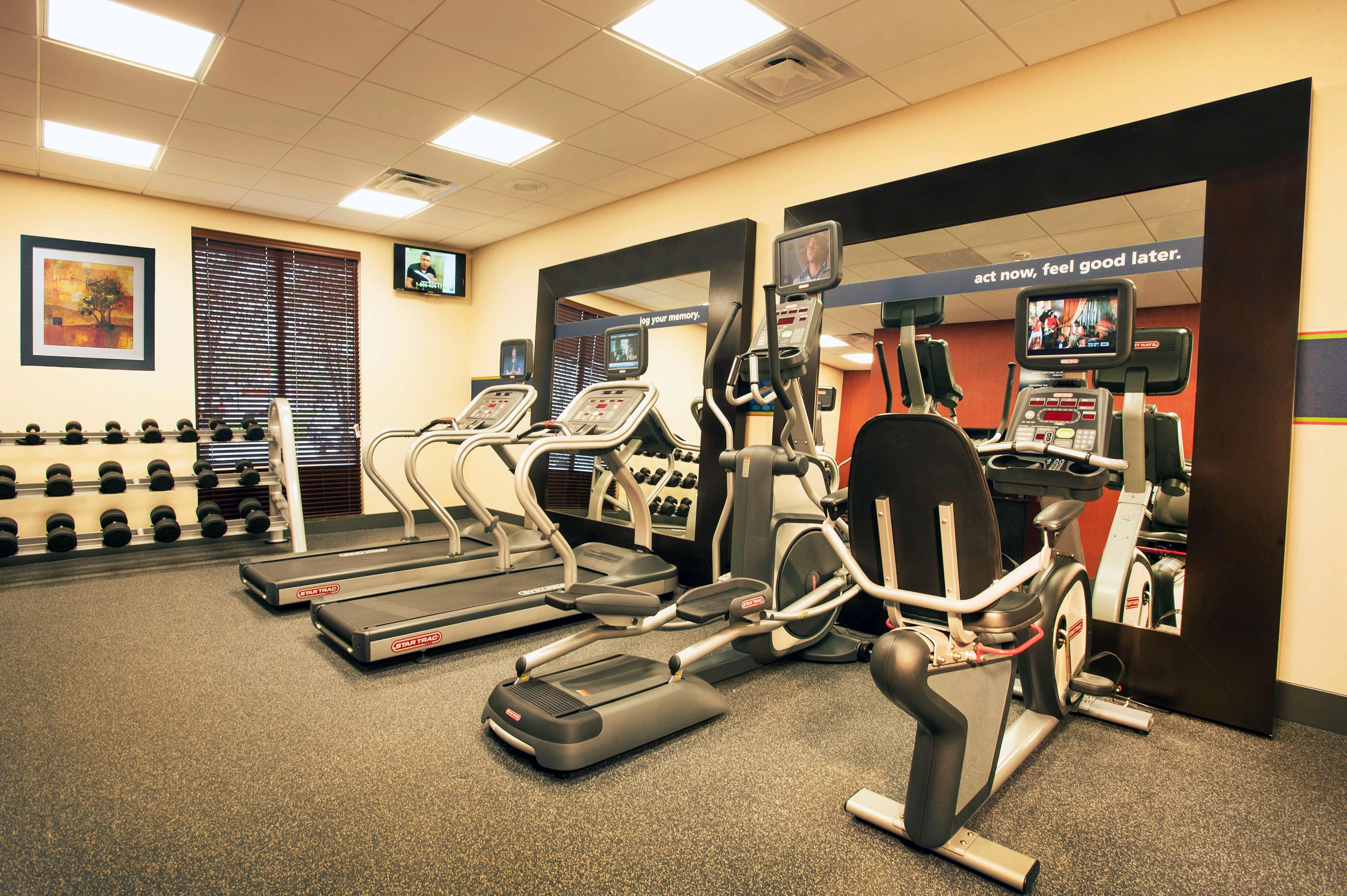 Hampton Inn Washington-Dulles International Airport South Чантилли Экстерьер фото