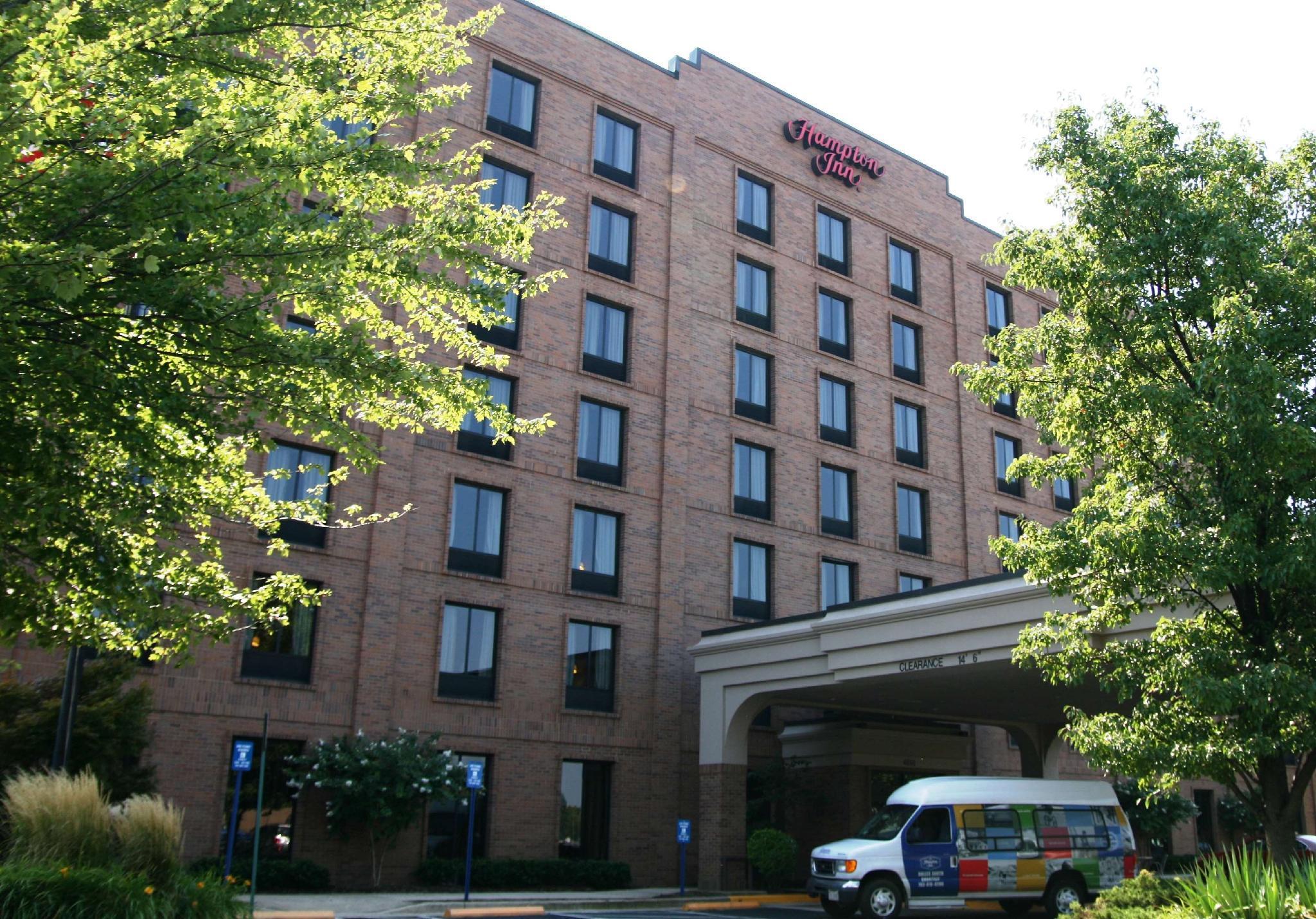 Hampton Inn Washington-Dulles International Airport South Чантилли Экстерьер фото