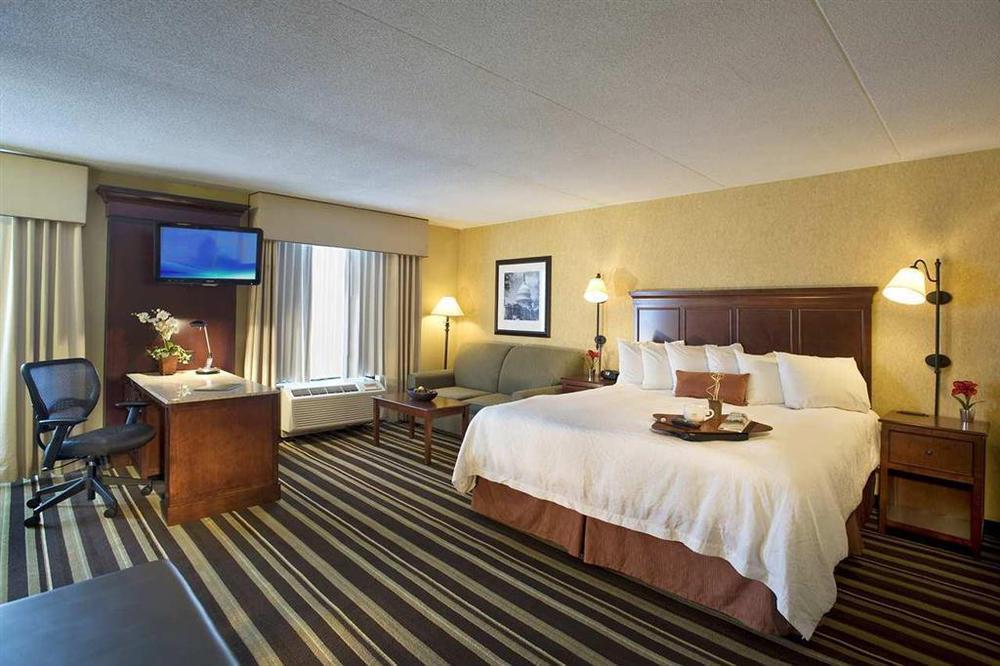 Hampton Inn Washington-Dulles International Airport South Чантилли Номер фото
