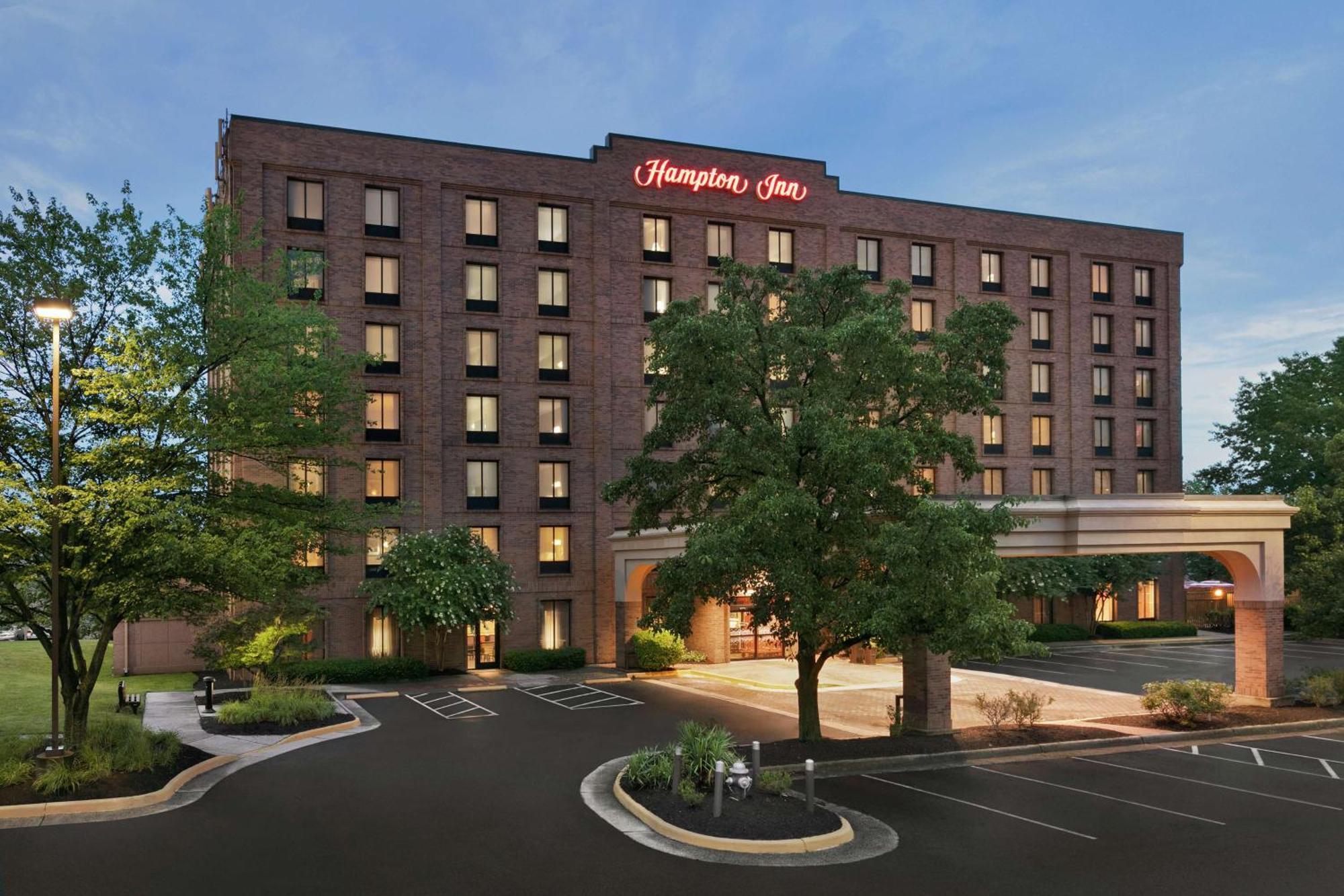 Hampton Inn Washington-Dulles International Airport South Чантилли Экстерьер фото